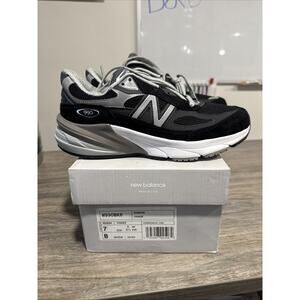 New Balance 990v6 (women's) W990BK6 Size 7 Damaged Box